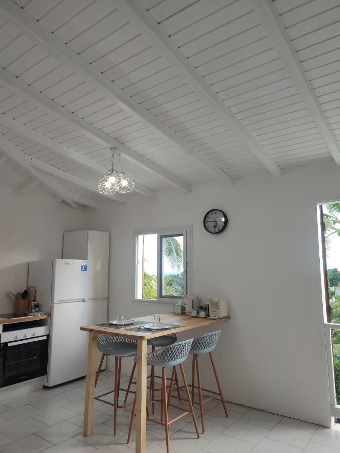 Grand Studio Plein De Charme Sainte-Anne  Bagian luar foto